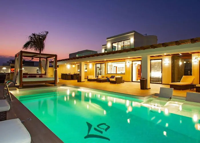 Anyaval Villa