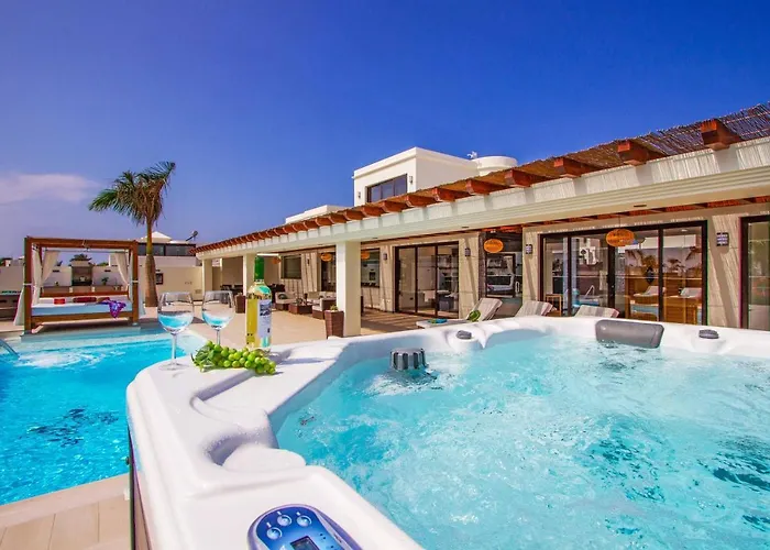 Anyaval Villa