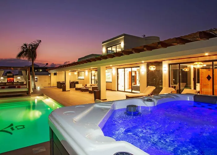 Villa Anyaval *