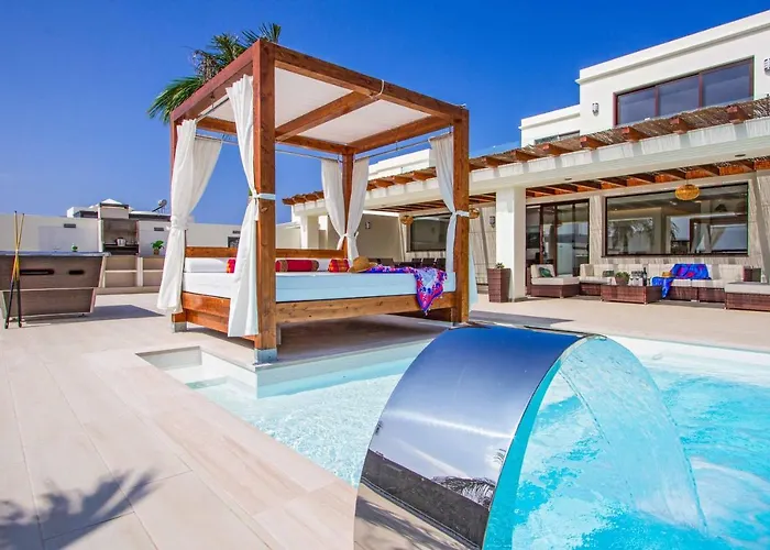 Villa Anyaval *